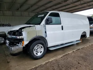 Chevrolet Express 4.3L 6 2025