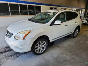 Nissan Rogue 2.5L 4 2012