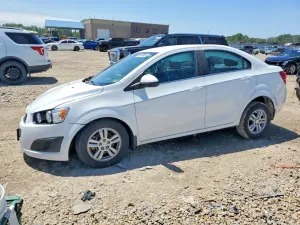 Chevrolet Aveo (Sonic) 1.8L 4 2013