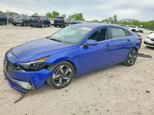 Hyundai Elantra 2.0L 4 2023
