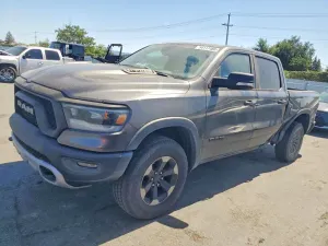 RAM 1500 5.7L 8 2020