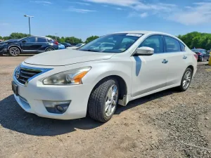 Nissan Altima 2.5L 4 2013