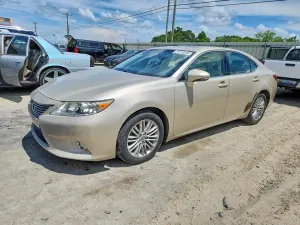 Lexus ES 3.5L 6 2015