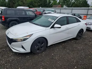 Hyundai Elantra 2.0L 4 2021