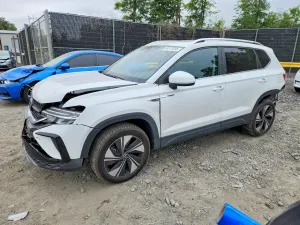 Volkswagen Taos 1.5L 4 2024