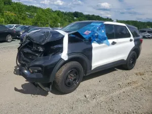 Ford Explorer 3.3L 6 2021