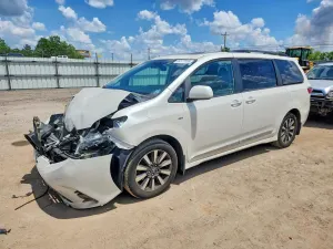 Toyota Sienna 3.5L 6 2020