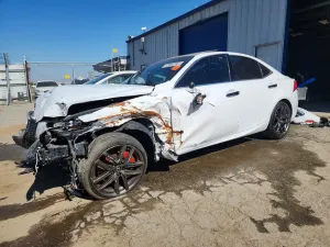 Lexus IS 2.0L 4 2019