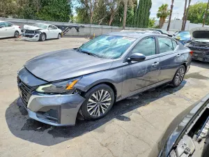 Nissan Altima 2.5L 4 2025