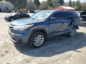 Toyota Highlander LE 3.5L 6 2016