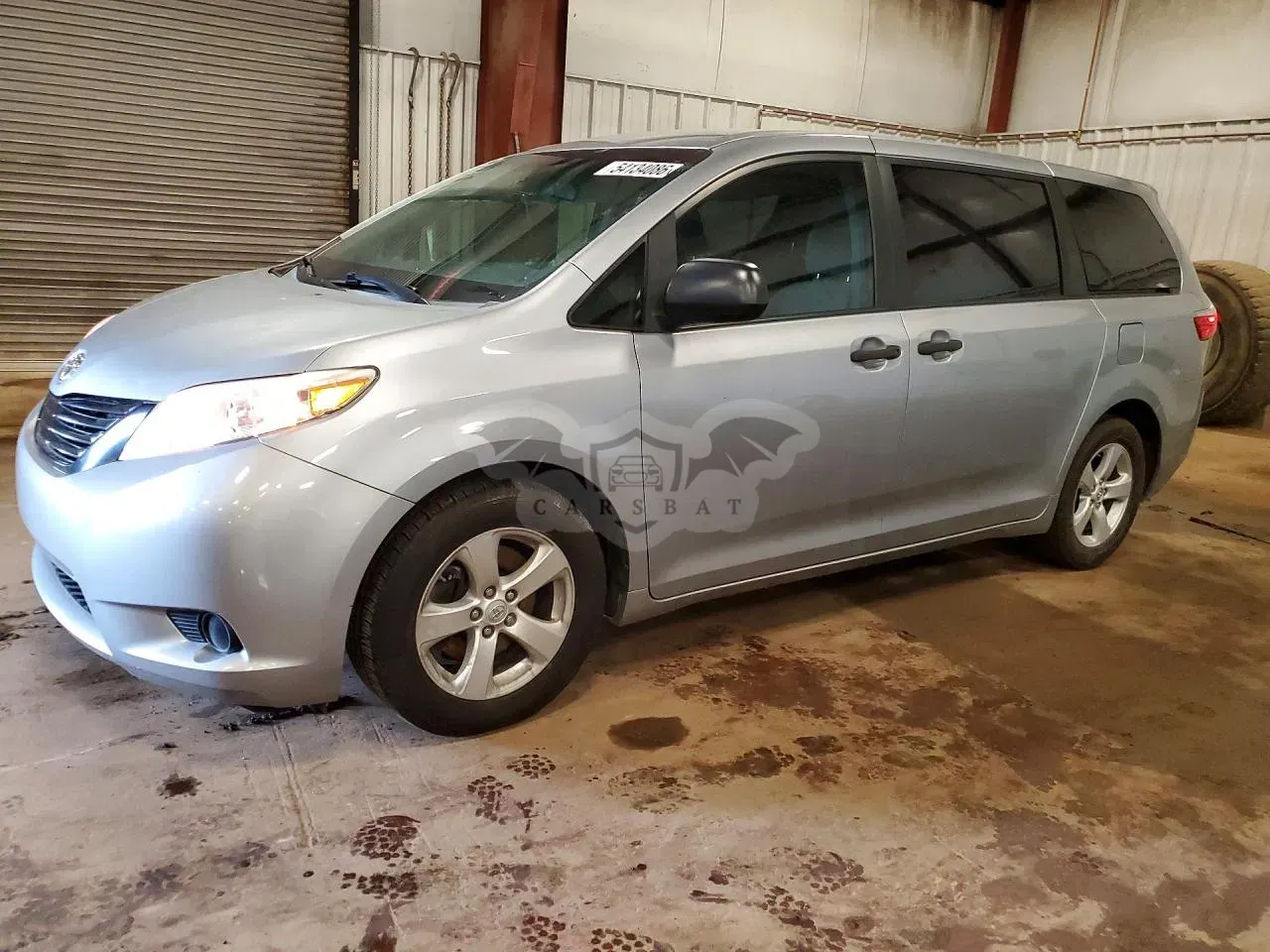Toyota Sienna 3.5L 6 2015