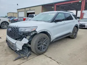 Ford Explorer 2.3L 4 2026