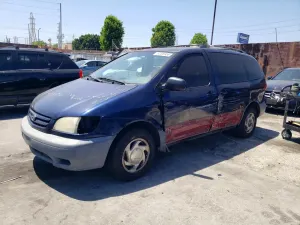 Toyota Sienna 3.0L 6 2003