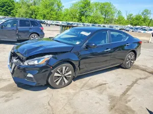 Nissan Altima 2.5L 4 2022