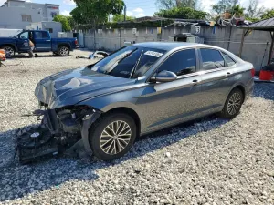 Volkswagen Jetta 1.4L 4 2021