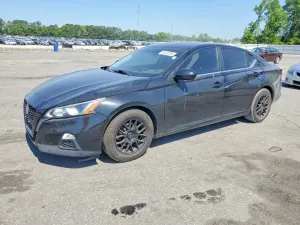 Nissan Altima 2.5L 4 2020