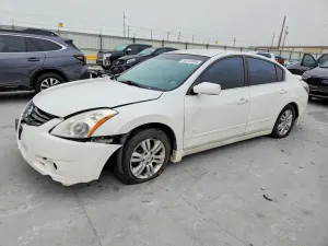 Nissan Altima 2.5L 4 2012