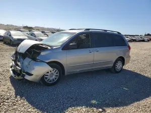 Toyota Sienna 3.3L 6 2006
