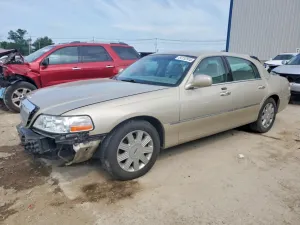 Lincoln Town Car 4.6L 8 2005