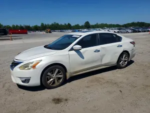 Nissan Altima 2.5L 4 2015