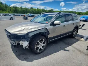 Volvo XC70 3.0L 6 2015