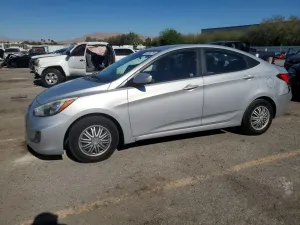 Hyundai Accent 1.6L 4 2015