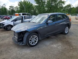 BMW X1 2.0L 4 2013