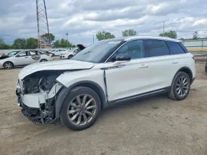 Lincoln Corsair 2.0L 4 2021