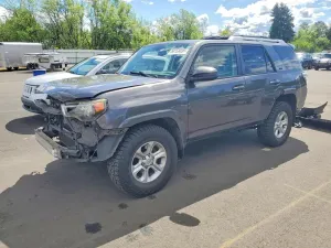 Toyota 4Runner 4.0L 6 2015