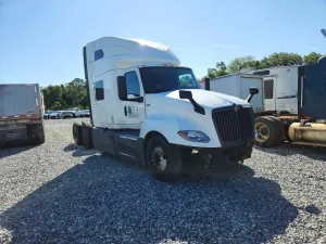 International LT Series 12.4L 6 2021
