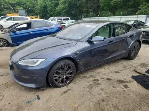 Tesla Model S 2021