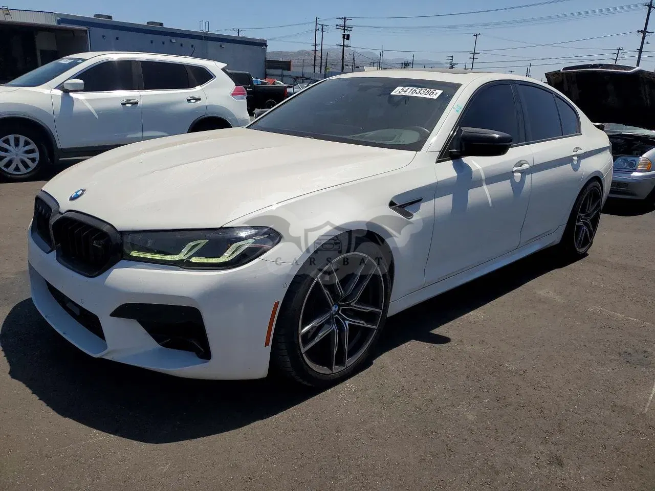 BMW M5 4.4L 8 2021