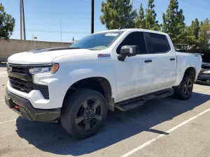 Chevrolet Silverado 1500 5.3L 8 2025