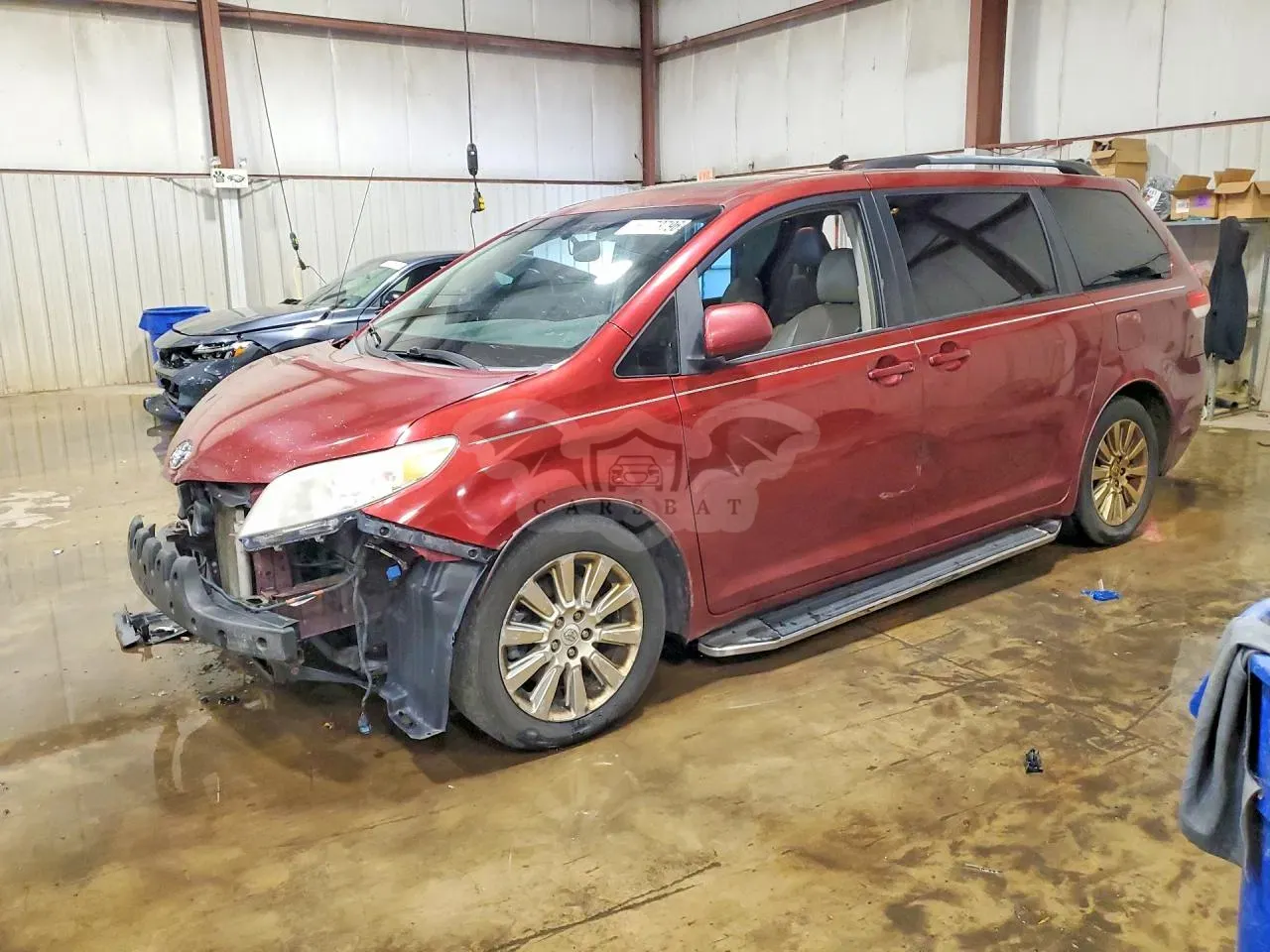 Toyota Sienna 3.5L 6 2011
