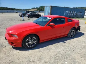 Ford Mustang 3.7L 6 2014