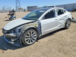 Tesla Model 3 2020