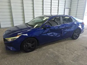 Hyundai Elantra 2.0L 4 2021