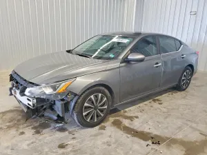 Nissan Altima 2.5L 4 2020