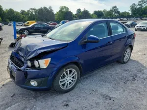 Chevrolet Aveo (Sonic) 1.8L 4 2013