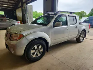 Nissan Frontier 4.0L 6 2012