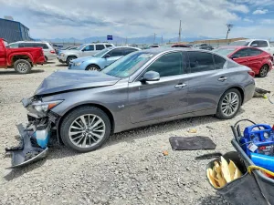 Infiniti Q50 2.0L 4 2018
