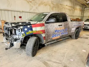 Toyota Tundra 5.7L 8 2020