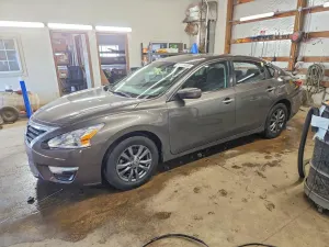 Nissan Altima 2.5L 4 2015
