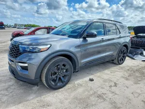 Ford Explorer 2.3L 4 2023