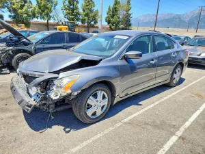 Nissan Altima 2.5L 4 2015