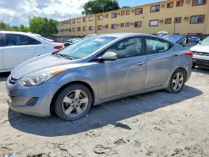 Hyundai Elantra 1.8L 4 2011