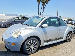 Volkswagen Beetle 2.0L 4 2004