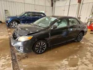 Toyota Corolla 1.8L 4 2013