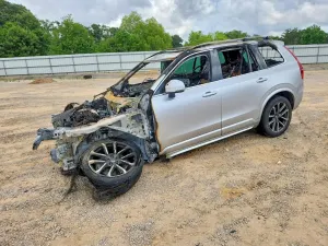 Volvo XC90 2.0L 4 2017