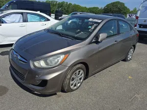Hyundai Accent 1.6L 4 2012
